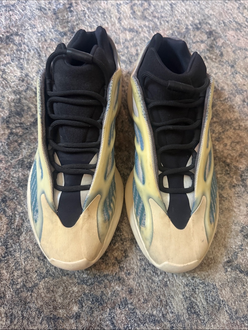 Men's Adidas Yeezy 700 v3 in Beige and Blue with Black Trim